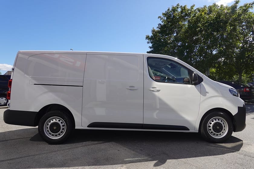 Bild 3 av Fiat Scudo Skåpbil Maxi Skåp L3 145HK | NORDIC |Serviceavtal 3år/9000 mil