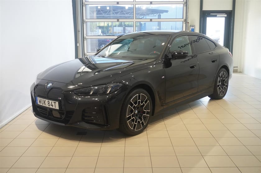 Bild 2 av BMW i4 M60 xDrive Gran Coupé M Sport Pro Fully Charged Kolfiber hk 20