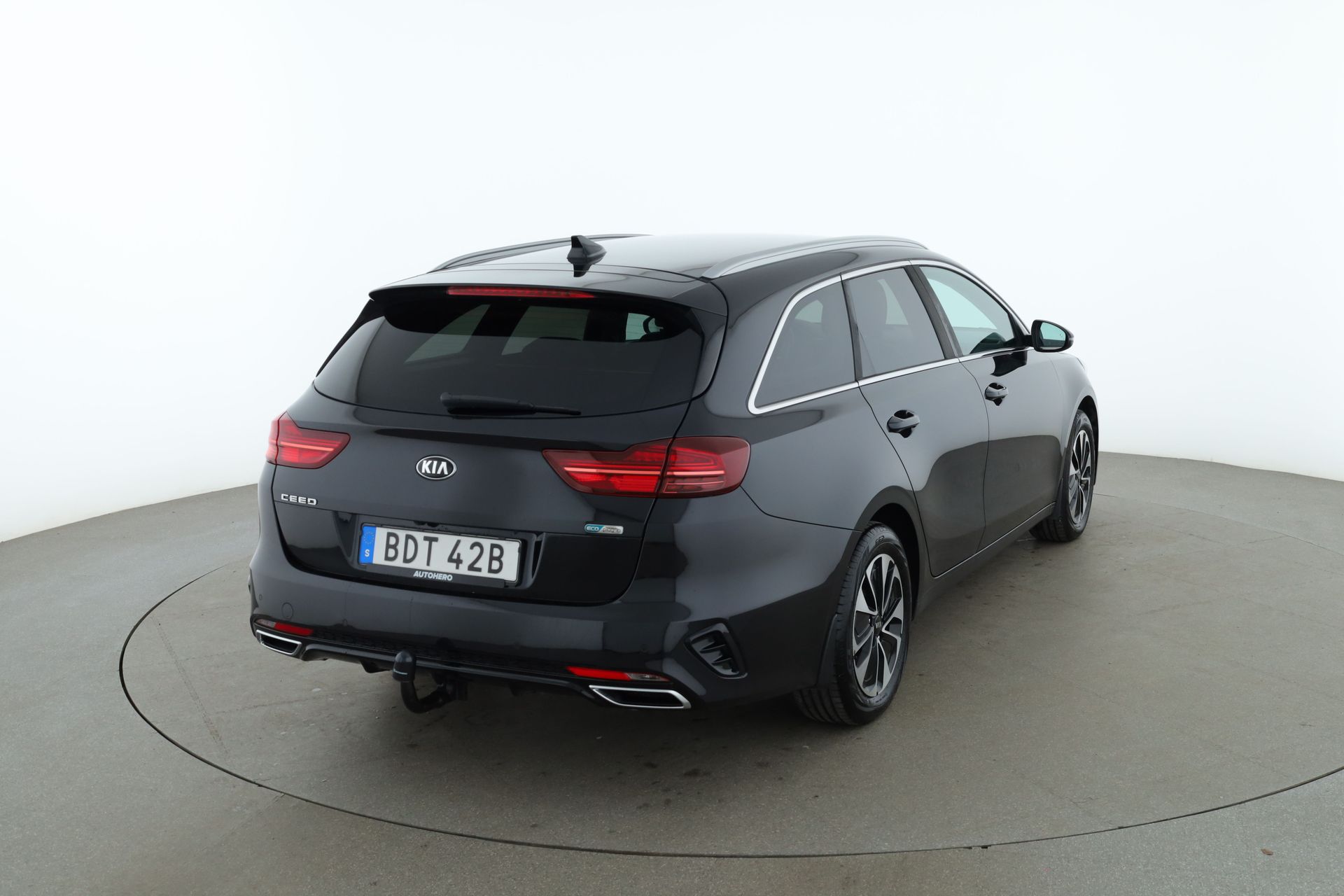 Kia Ceed Sportswagon Plug-in Hybrid 2020, bild 6/10