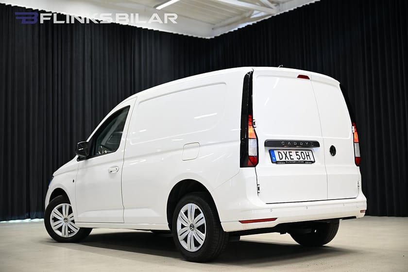 Bild 5 av Volkswagen Caddy Cargo TDI DSG 122HK Nedlackad|LED|Inredning|Värmare|Leasbar