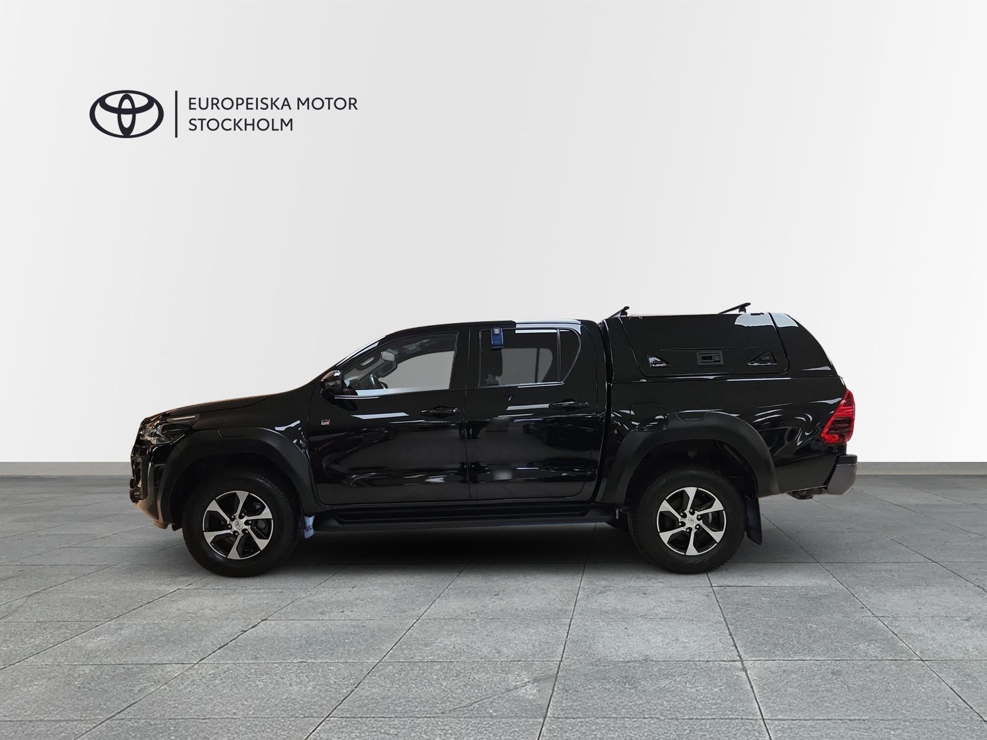 Toyota HiLux 2.8 4WD 2024, bild 3/13
