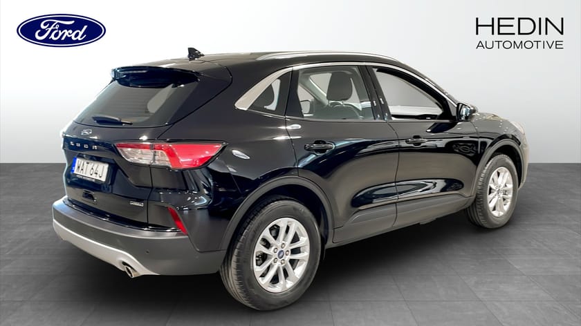 Bild 2 av Ford Kuga Plug-In Hybrid 2.5 Titanium FWD 225HK B-Kamera