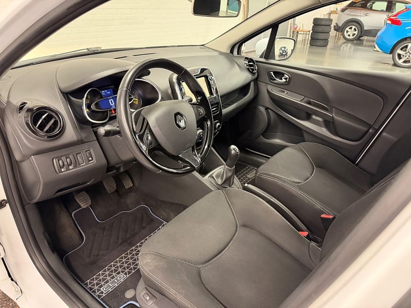 Bild 5 av Renault Clio 0.9 TCe Euro 5 | NyServad | Motorvärmare | SoV-Hjul |