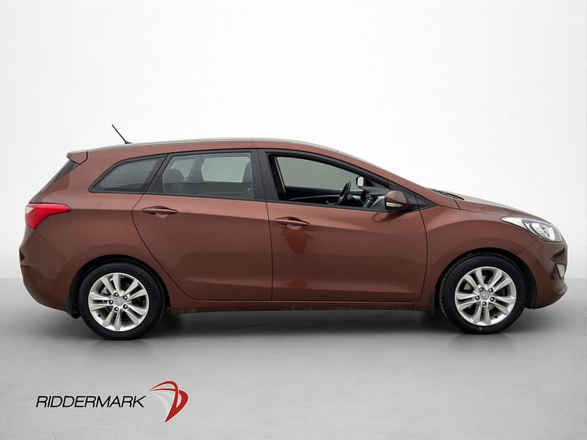 Bild 5 av Hyundai i30 Kombi 1.6 CRDi Business Rattvärme M-värmare Drag