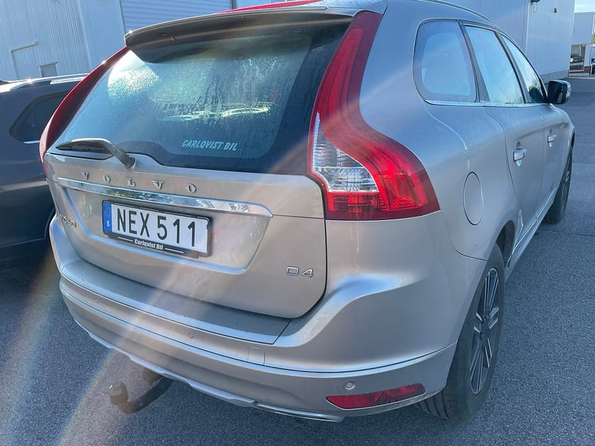 Bild 3 av Volvo XC60 D4 190HK Summum E-Pro Läder Panorama