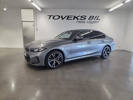 BMW 330e xDrive Sedan