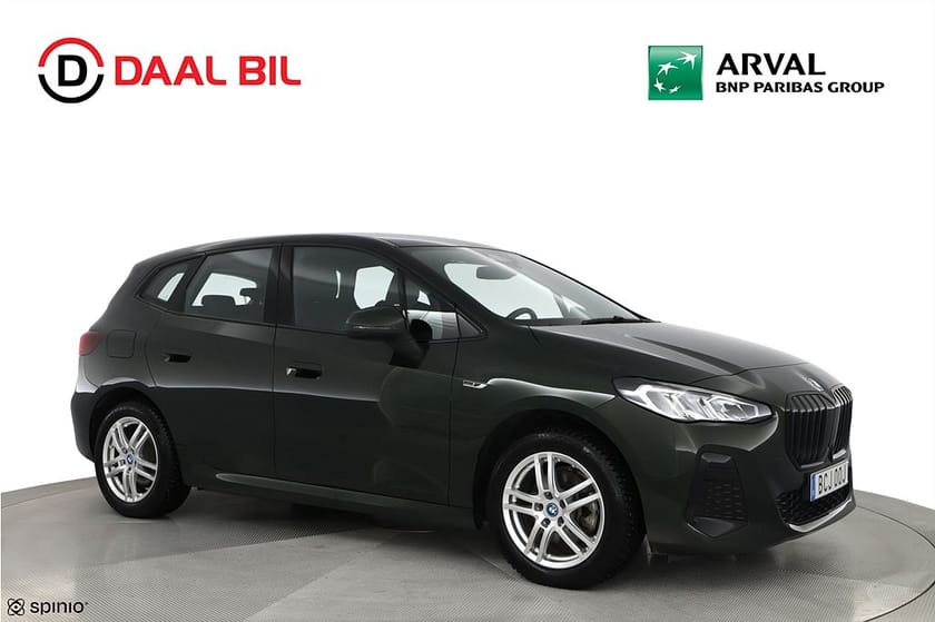 Bild 5 av BMW 225e xDrive Active Tourer 16,3kWh 245HK M-SPORT B-KAMERA NAVI VÄRM