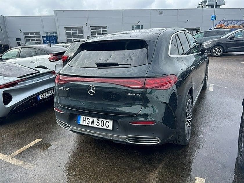 Bild 3 av Mercedes-Benz EQE SUV 500 4MATIC 96 kWh AMG Line Premium /Drag /  1 ägare