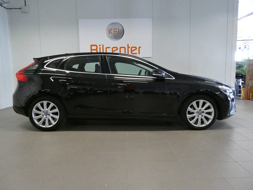 Bild 5 av Volvo V40 D3 Momentum Drag-BLIS-Värm-Adaptiv-Navi*KAMREMSBYTT*SoV
