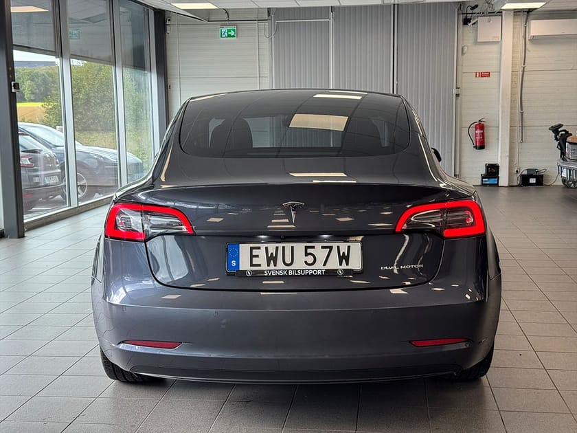 Bild 4 av Tesla Model 3 Long Range AWD