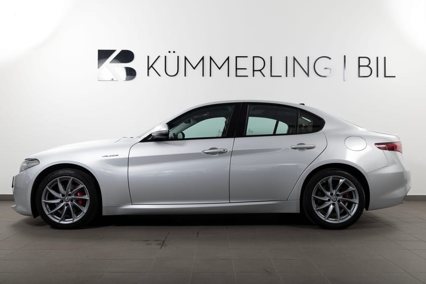 Bild 1 av Alfa Romeo Giulia Veloce 2.0 Turbo 16V Q4 280hk Pano/H&K