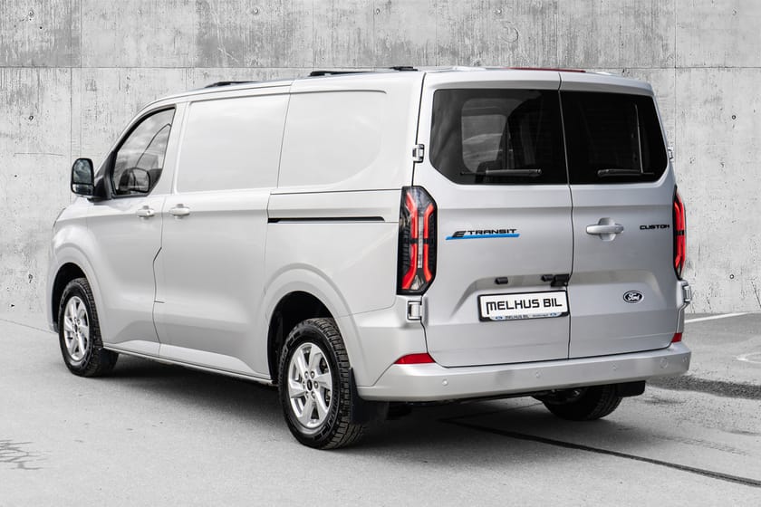 Bilde 5 av Ford E-Transit Custom 320 L1 Limited Topp Utstyrt/Komfortvegg/Krok