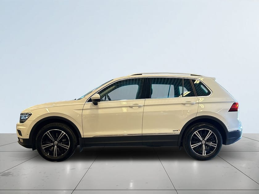 Bild 4 av Volkswagen Tiguan 2.0 TDI GT Drag/Kamera/MoK-Värm/S&V/P-Värm/Ada. farthå.