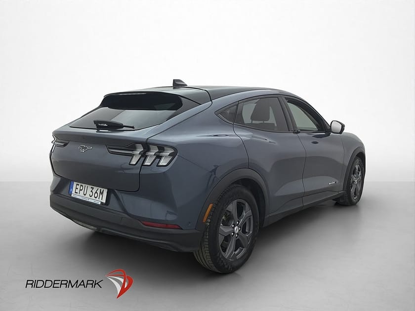 Bild 5 av Ford Mustang Mach-E Long Range Pano B&O 360° Skinn Elstolar