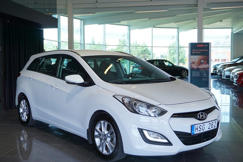 Bild 2 av Hyundai i30 Kombi 1.6 CRDi Business 110hk Drag