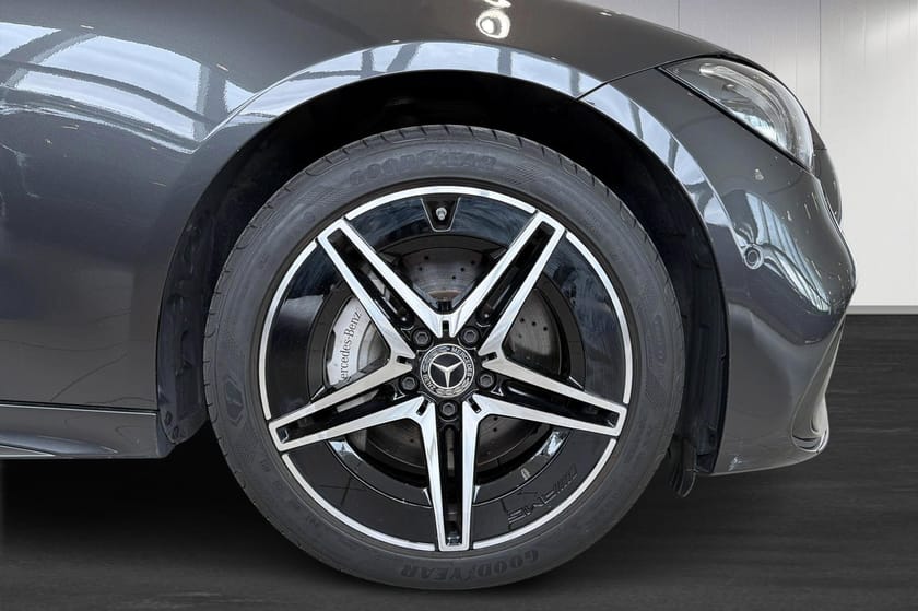 Bild 5 av Mercedes-Benz C 300 T e AMG Drag