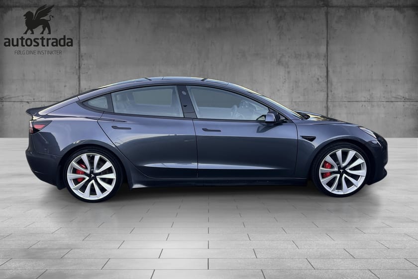 Bilde 4 av Tesla Model 3 Performance 