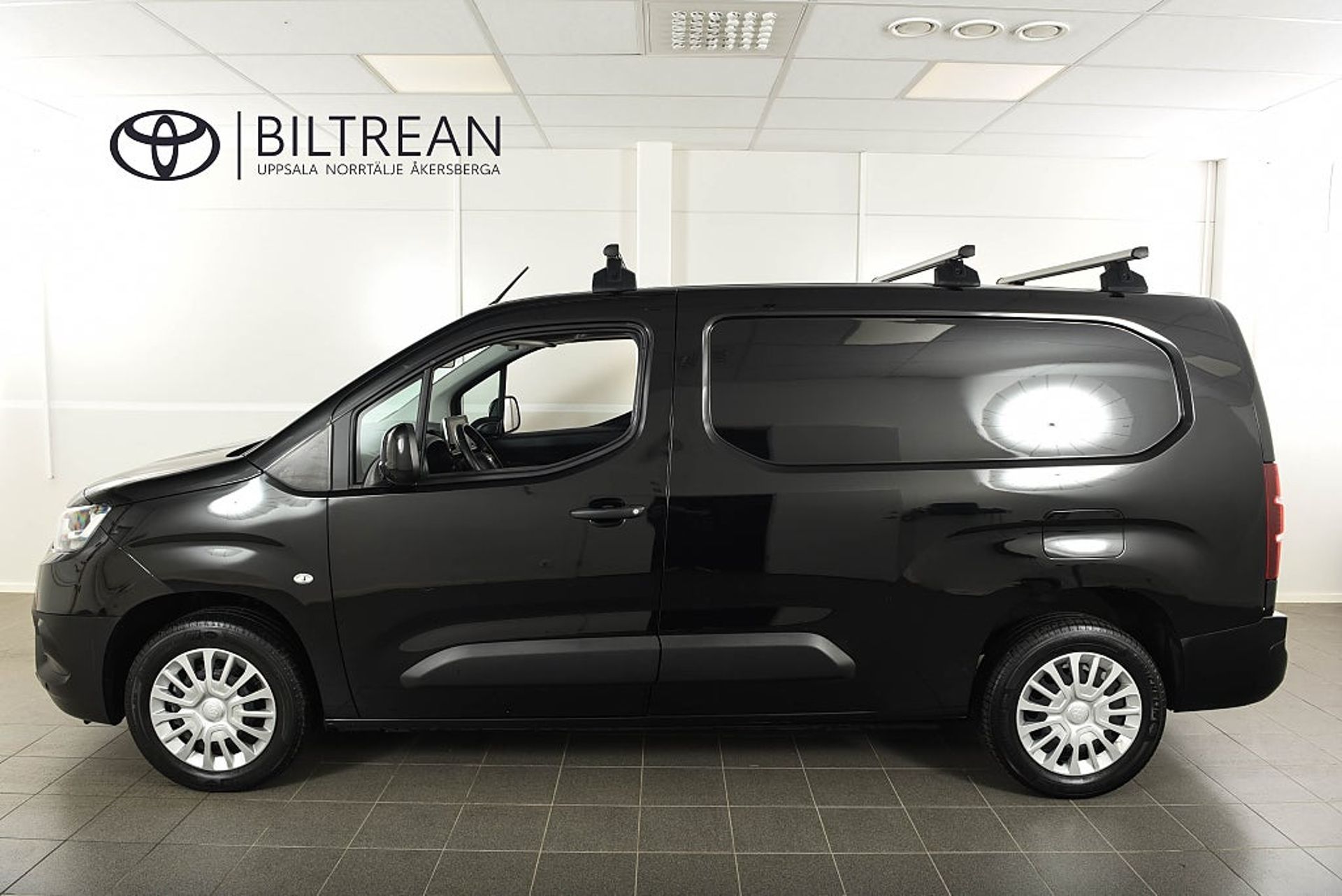 Toyota Proace City 1.5D AdBlue 2024, kuva 2/10