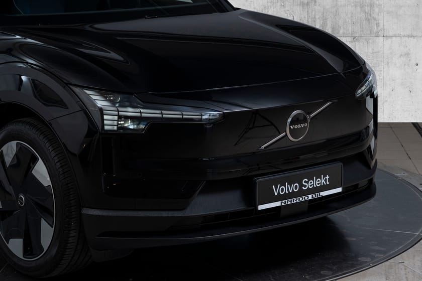 Bilde 4 av Volvo EX30 Twin Motor Performance 428 hk| Plus | Adaptiv Cruise |Varmepumpe | H&K ++