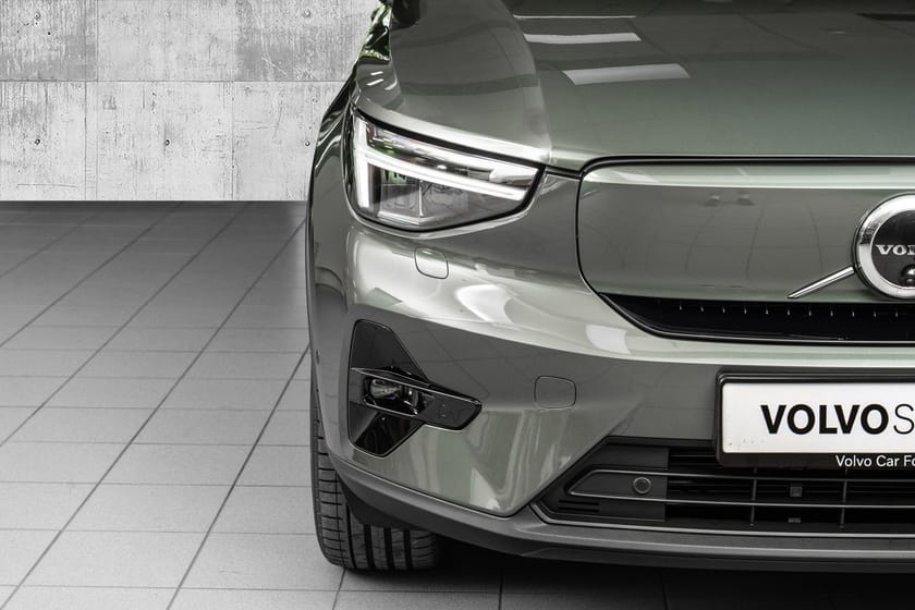 Bilde 2 av Volvo EX40 Twin Motor Plus AWD - Hengerfeste 360Kamera