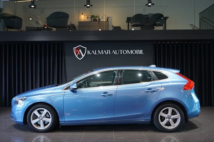 Bild 3 av Volvo V40 T3 Your Momentum 150hk 10.600 Mil / En ägare