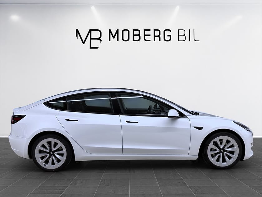 Bild 5 av Tesla Model 3 Long Range AWD 440hk Helg på Moberg! Pano Läder B-Kamera