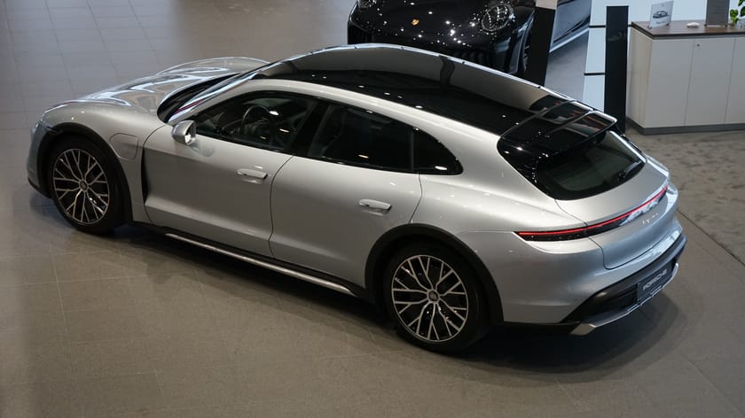 Bild 4 av Porsche Taycan 4 Cross Turismo 