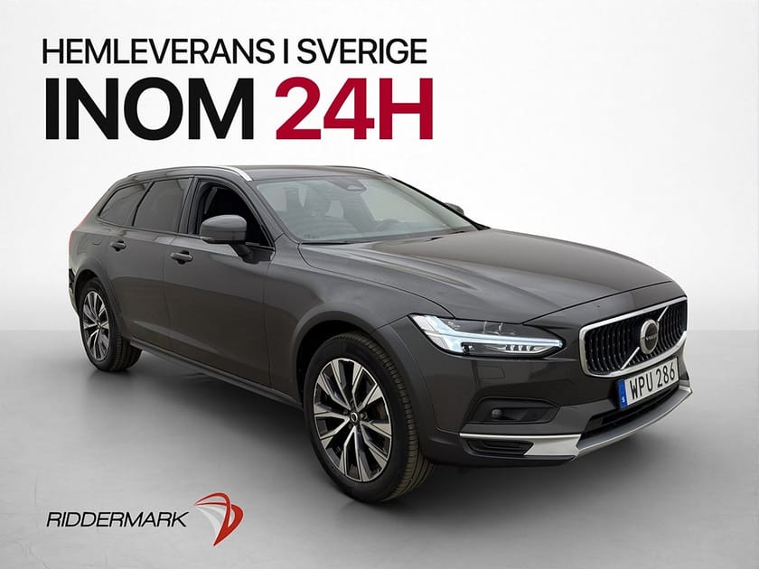 Bild 1 av Volvo V90 Cross Country B4 AWD Momentum VOC B-Kamera D-Värm