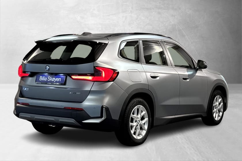 Bilde 3 av BMW iX1 xDrive30 Charged, ComfAcc, HUD, H.Feste, Adp-Led