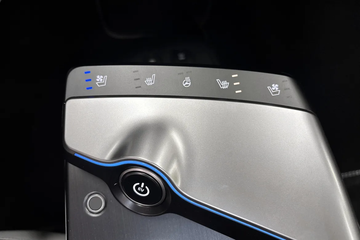 picture of a car