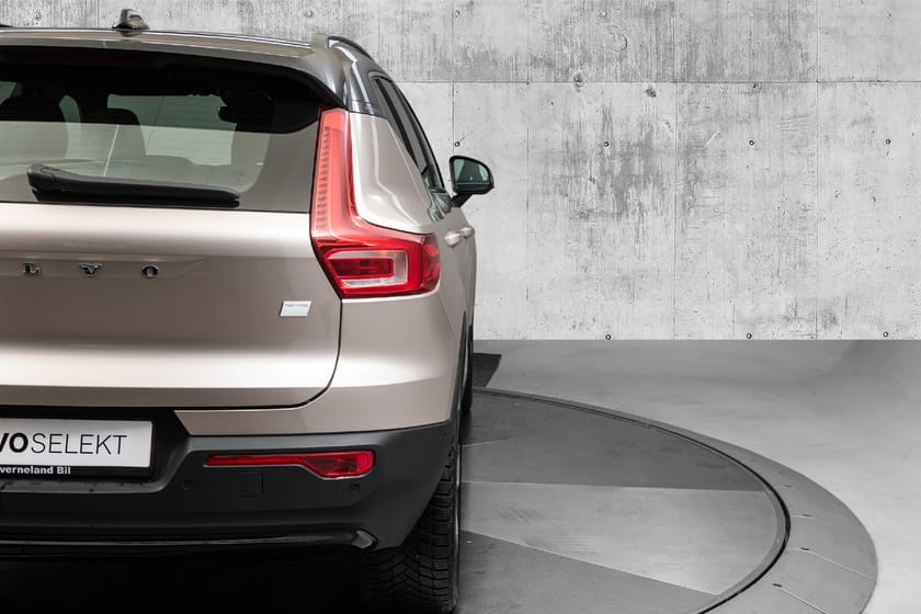 Bilde 4 av Volvo XC40 Recharge ULT FWD VOC/PANO/360/H&K/20"/ACC