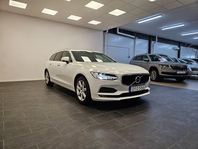 Bild 5 av Volvo V90 D3 150hk Business Advanced Navi Drag VOC PDC Elbaklucka