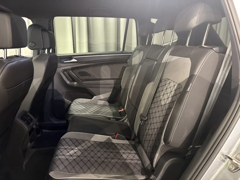 Bild 5 av Volkswagen Tiguan Allspace 7-sätes R-Line 7-sits 200hk
