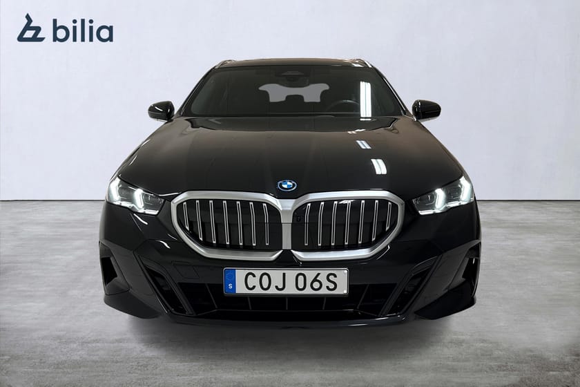 Bild 5 av BMW 530e xDrive Touring M Sport / Innovation / H/K / Adaptiv / Drag / Vent Stolar / 360