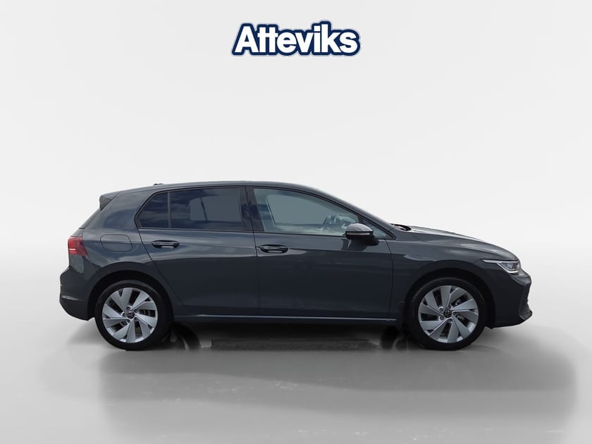Bild 2 av Volkswagen Golf 1,5 eTSI 150 hk DSG/Aut | Parkvärmare | Backkamera