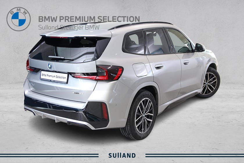 Bilde 4 av BMW iX1 xDrive30 | HARMAN | MSPORT | TILHENGERFESTE |