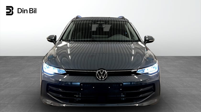 Bild 4 av Volkswagen Golf Sportscombi Life 1.5 eTSI 150hk Drag B-Kamera ACC