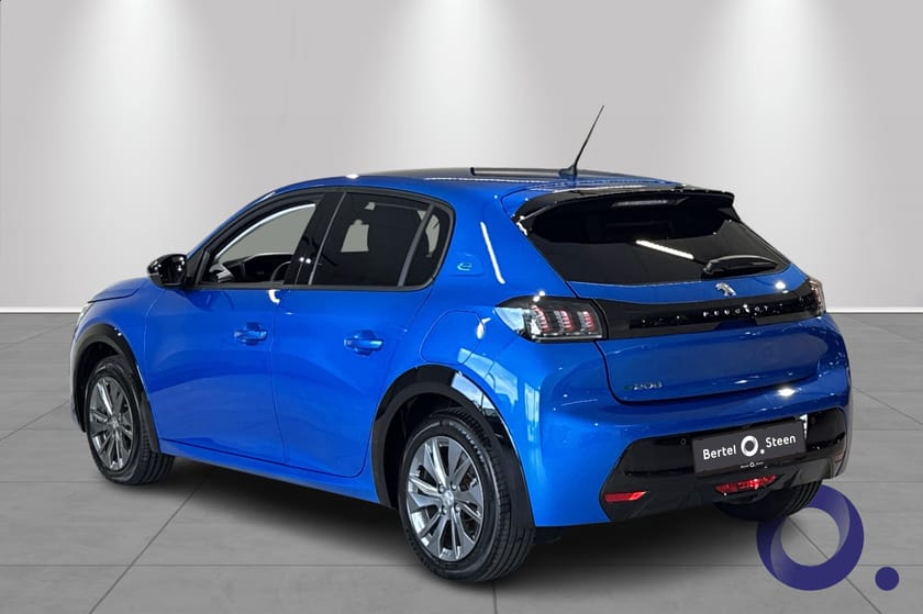 Bilde 3 av Peugeot e-208 Allure Se km.stand