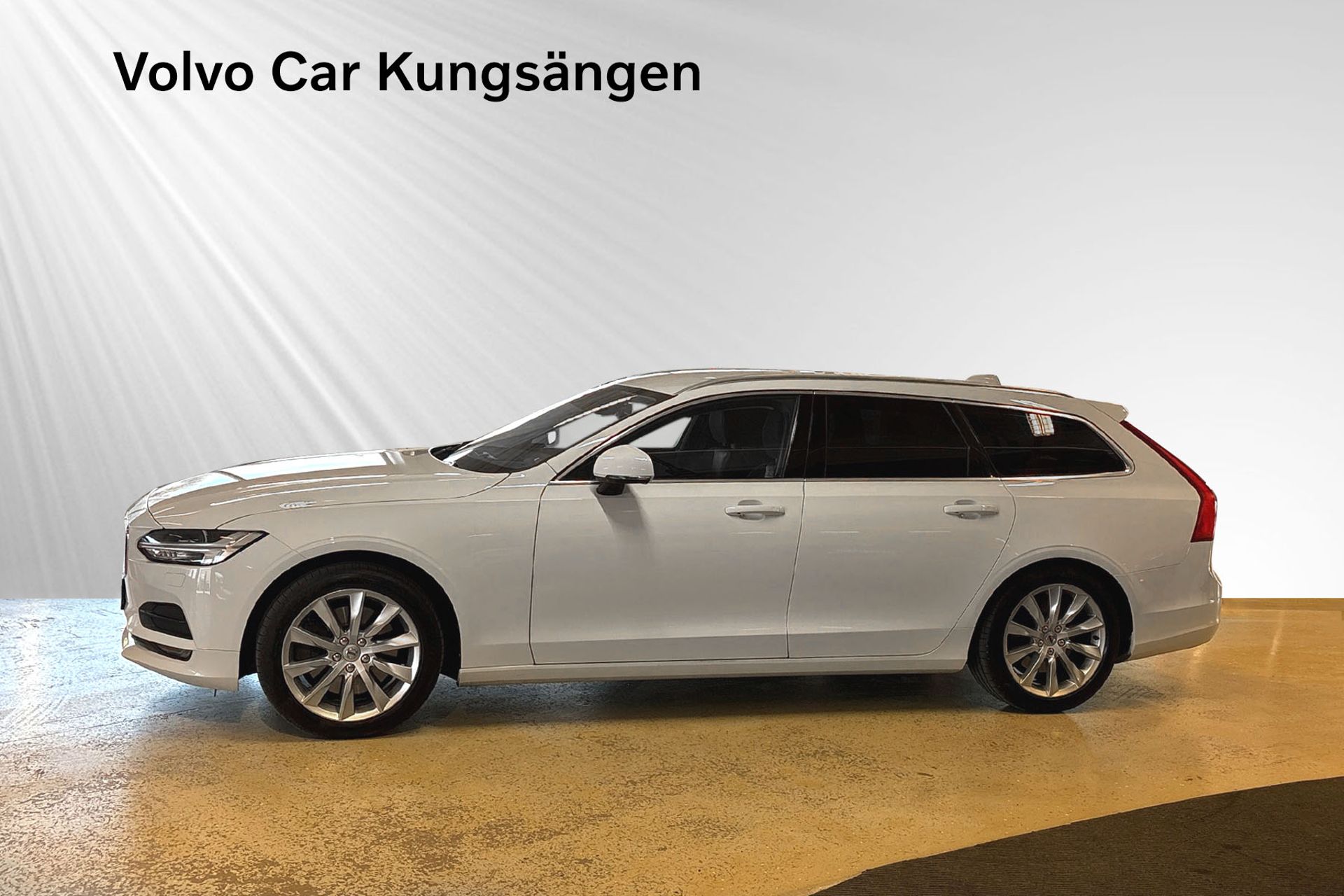 Volvo V90 T4 Business Advanced 2018, kuva 3/10