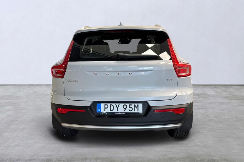 Bild 5 av Volvo XC40 T3 FWD aut Momentum Advanced Edt