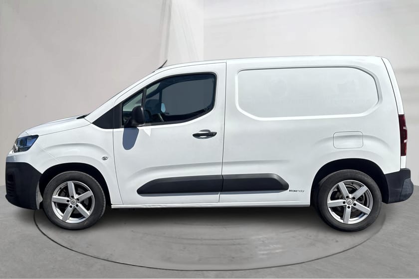 Bild 2 av Citroën Berlingo Van 1.5 BlueHDi Skåp (75hk) Parkeringsvärmare