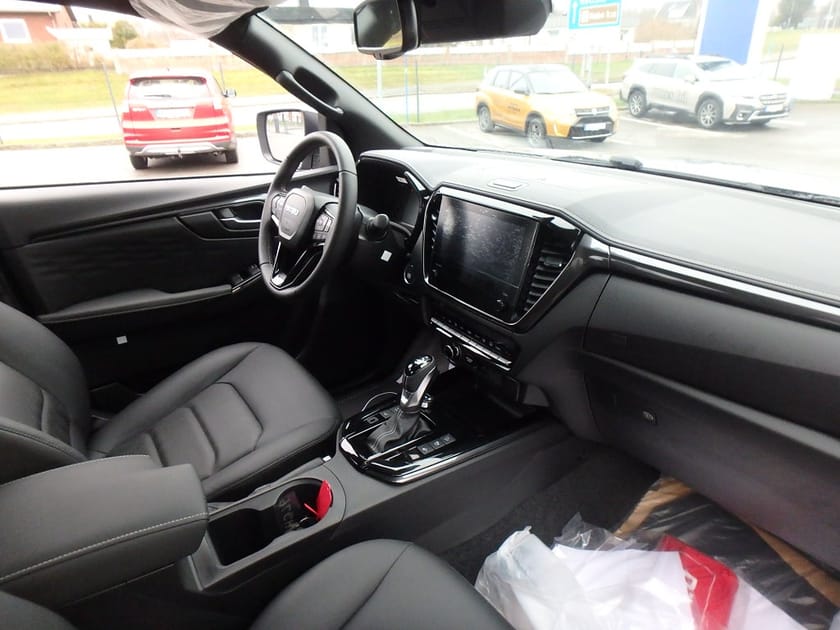 Bild 5 av Isuzu D-Max Crew Cab XRX 1.9 AUT CNG 4WD OMG LEV LÅG SKATT