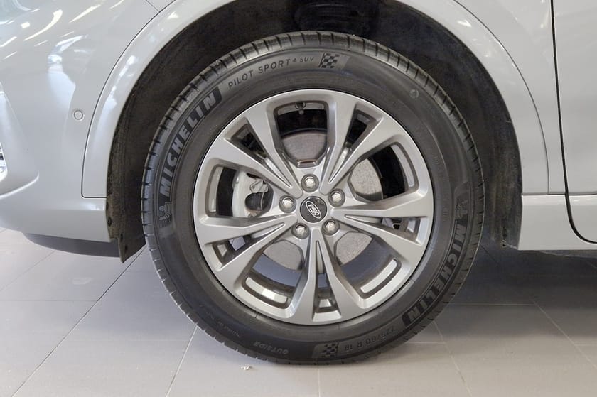 Bild 3 av Ford Kuga Plug-In Hybrid ST-Line | eHybrid | Drag | Navi | B&O | 225 hk