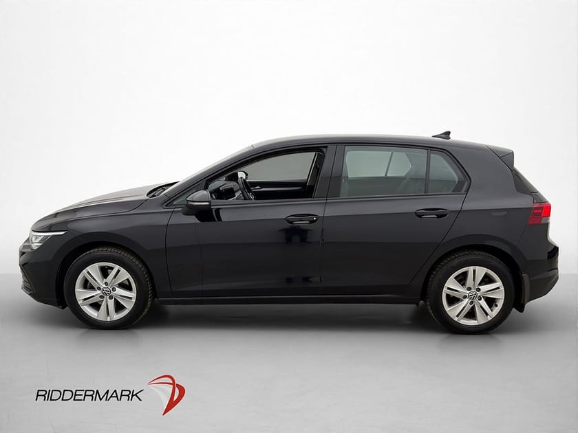 Bild 5 av Volkswagen Golf 1.0 TSI 110hk Kamera CarPay Ambient Rattvärm