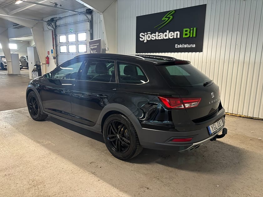 Bild 3 av SEAT Leon X-Perience 1.6 TDI 4Drive Bluetooth Kamera Dragkrok