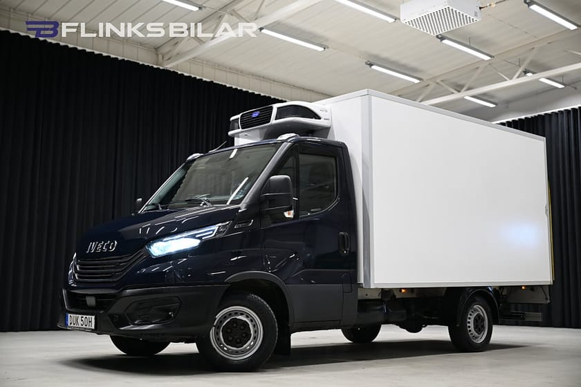 Bild 1 av Iveco Daily 35-140 Chassi Cab 136HK Automat|Volymskåp|Kylbil|Nattkyla|Leasbar|BG-Lyft