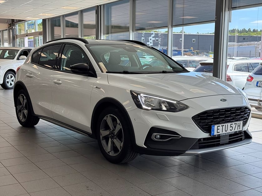 Bild 1 av Ford Focus Active 1.0 AWD Automat Launch Kamera *En ägare*