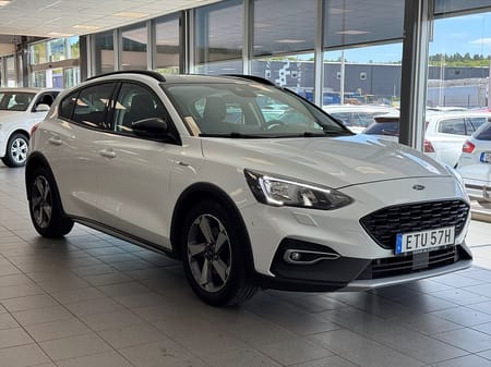 Ford Focus Active 1.0 AWD Automat Launch Kamera *En ägare*