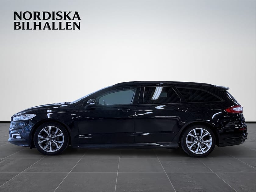 Bild 4 av Ford Mondeo Kombi 1.5 EcoBoost SelectShift ST-Line Drag Apple Car