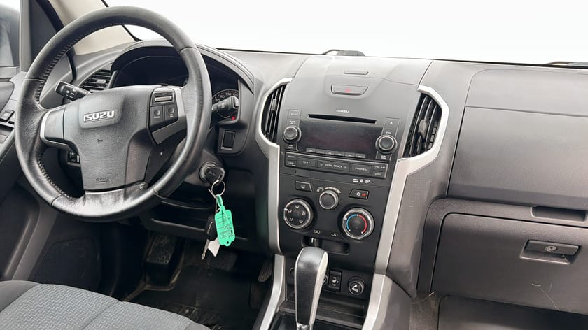 Bild 4 av Isuzu D-Max Space Cab 2,5L 163HK 4WD / Fassi Kran